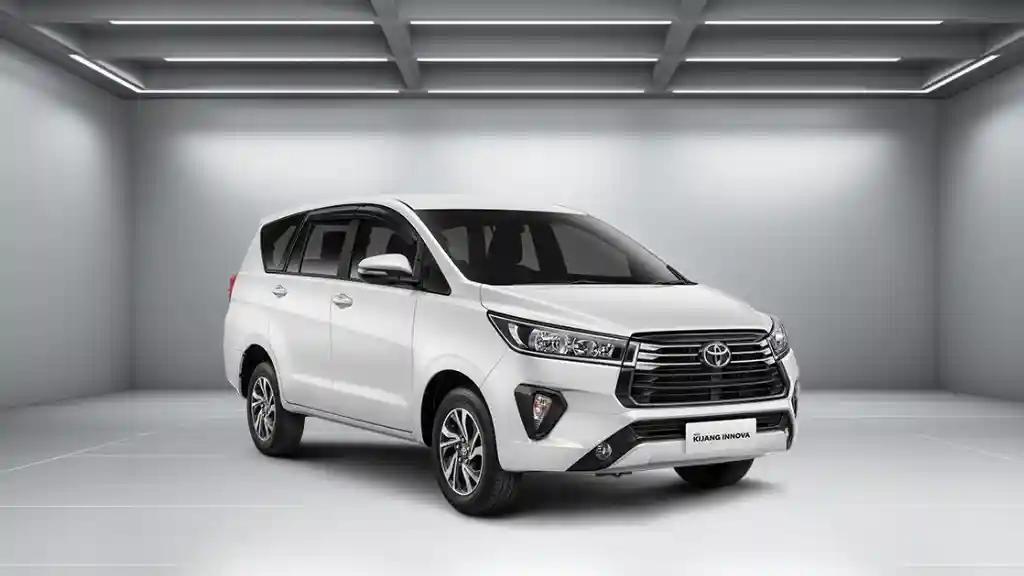 Fitur Innova Reborn Tipe G Diesel dan Spesifikasinya | Auto2000