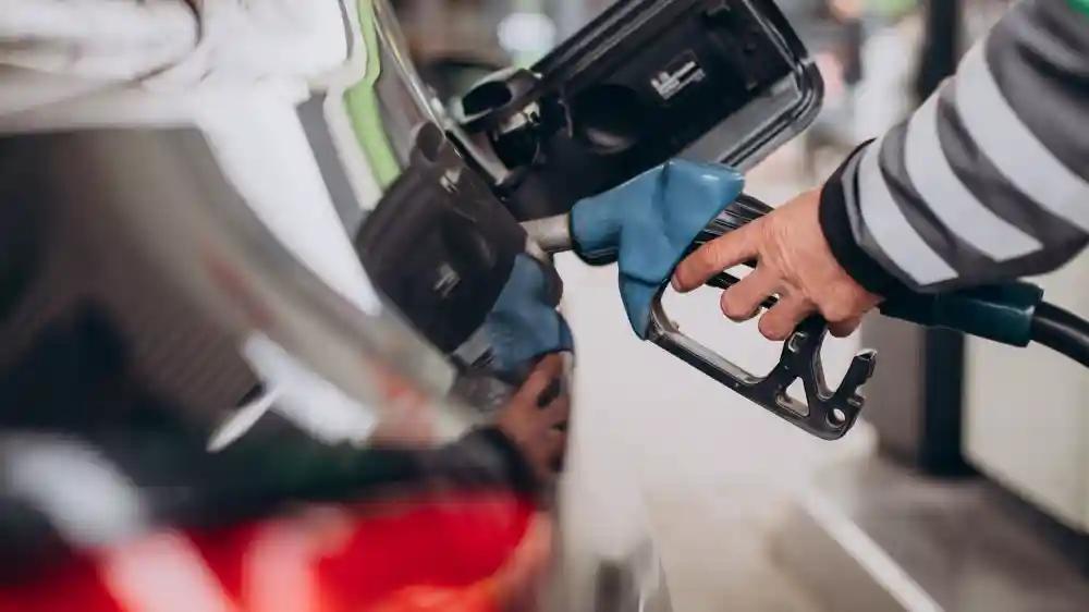 Aturan BBM Subsidi Terbaru 2026 | Auto2000