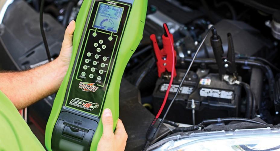 Sebab Tegangan Aki Normal Tapi Tidak Bisa Starter | Auto2000