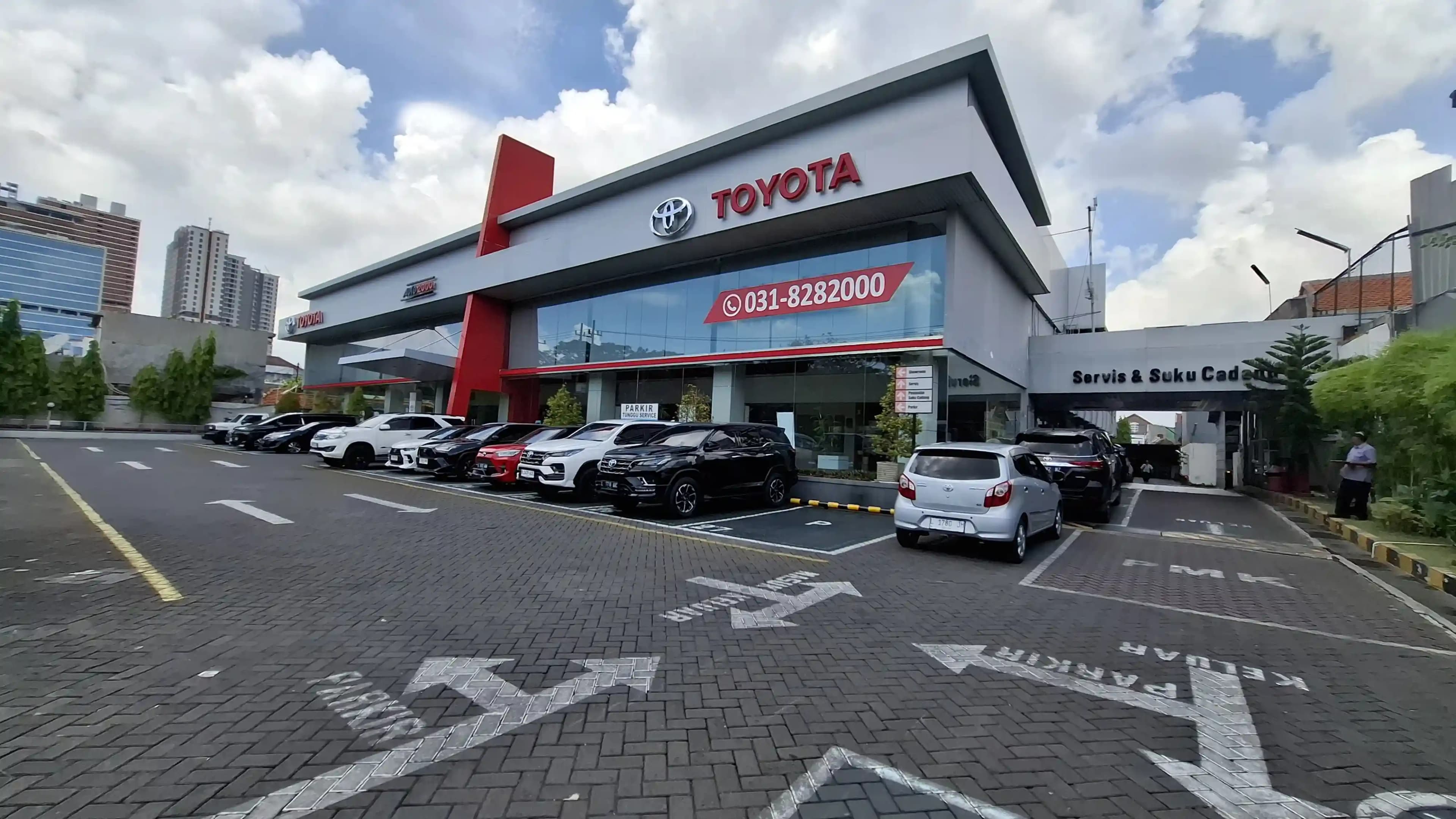 auto2000surabayaachmadyani