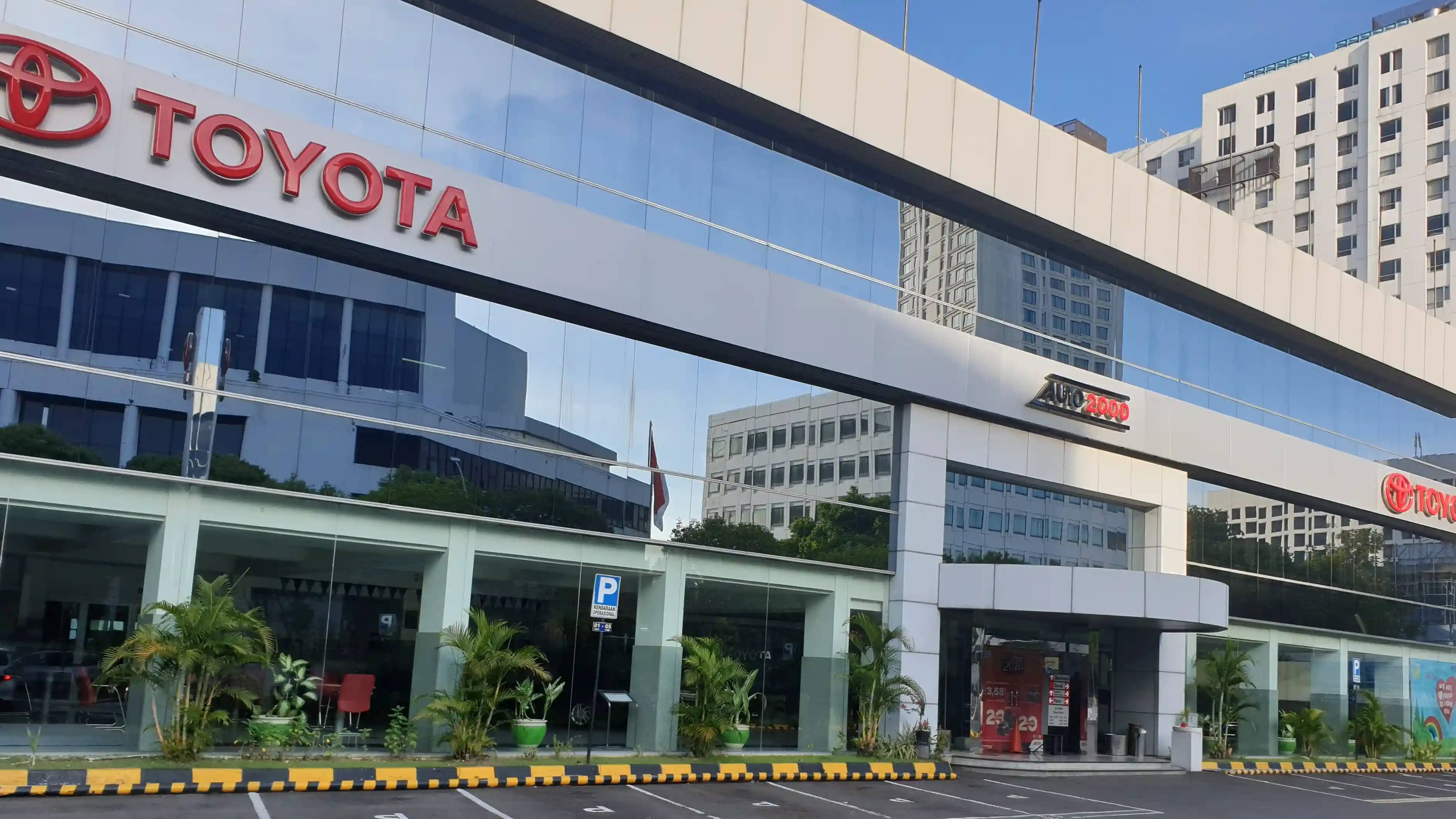 auto2000surabayabasukirachmat