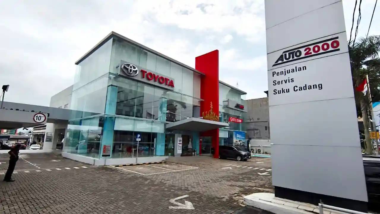 auto2000tanjungkarangradenintan