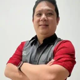EZRA HERMAWAN